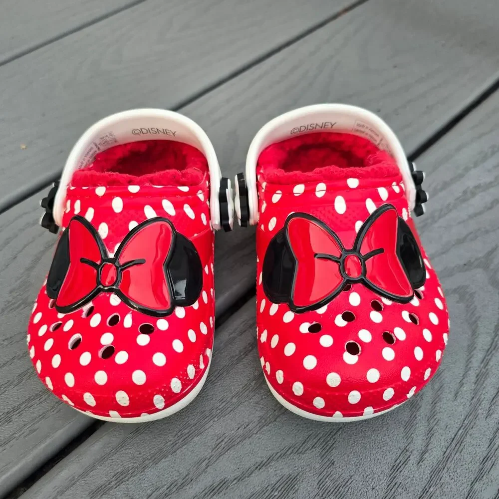 Crocs Minnie Mouse Fleece Lined Slip on clogs Red/Wht, Size C5